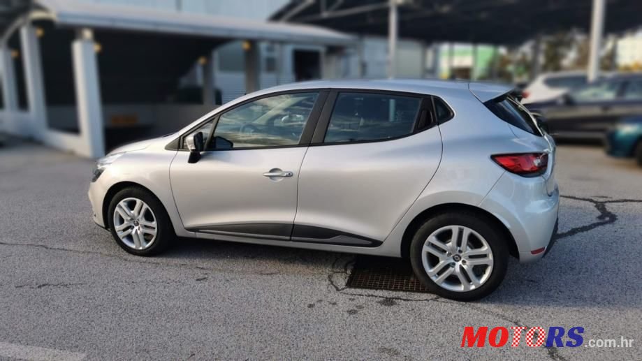 2019' Renault Clio photo #6