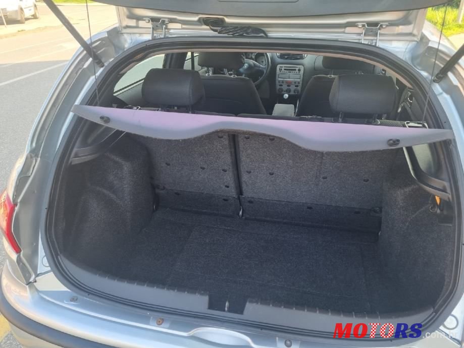 2003' Alfa Romeo 147 1,6 Ts photo #6