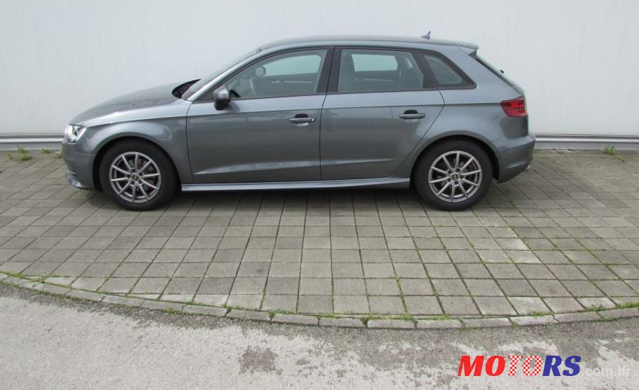 2015' Audi A3 photo #3