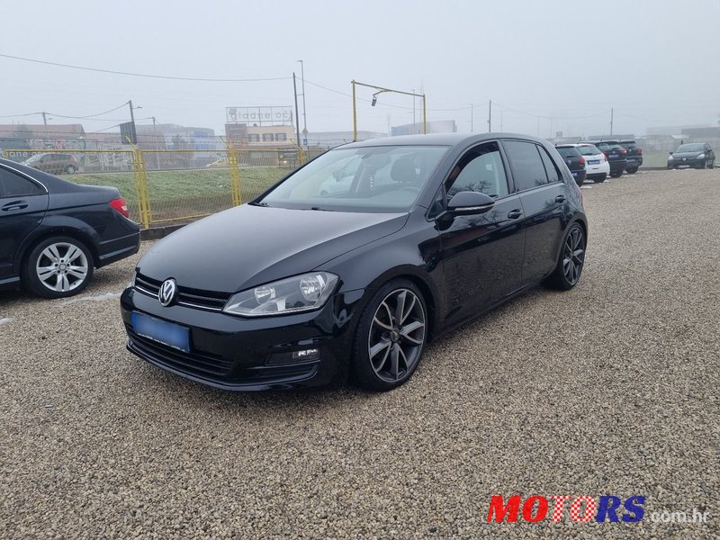 2016' Volkswagen Golf VII 1,6 Tdi Bmt photo #2