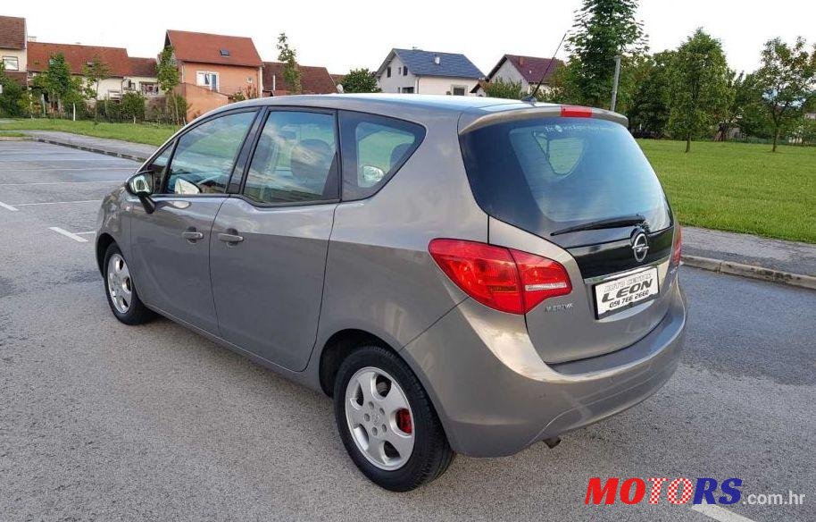 2011' Opel Meriva photo #2