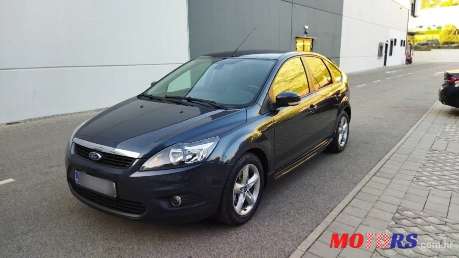 2011' Ford Focus 1,6 photo #1