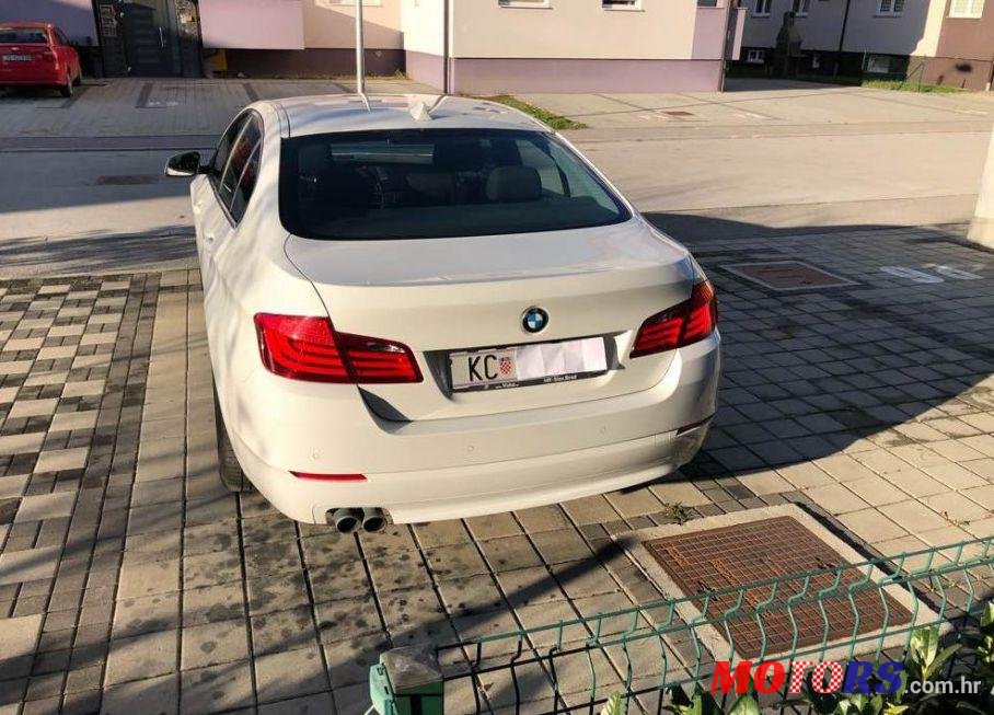 2011' BMW Serija 5 520D photo #1