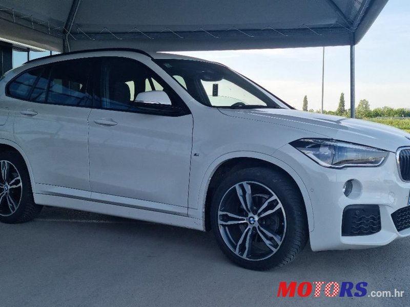 2017' BMW X1 18D photo #5