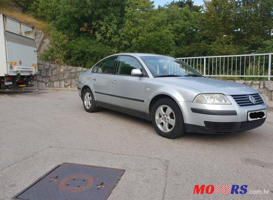 2001' Volkswagen Passat 1,9 Tdi photo #1