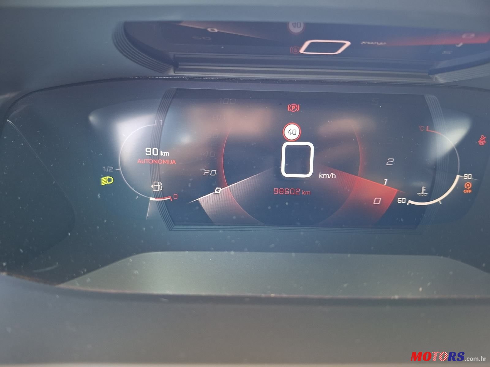 2020' Peugeot 2008 1,2 Puretech photo #4