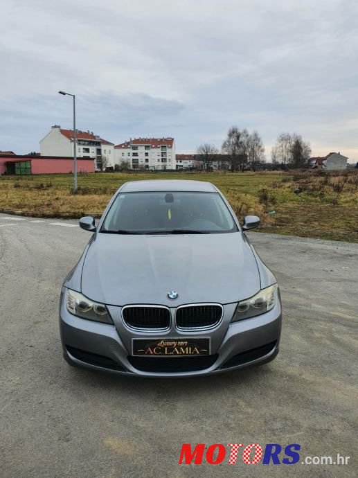 2010' BMW Serija 3 316D photo #2