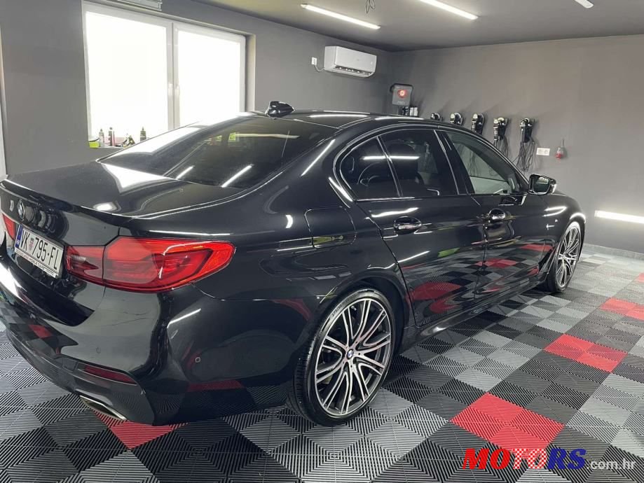 2017' BMW Serija 5 530D photo #4