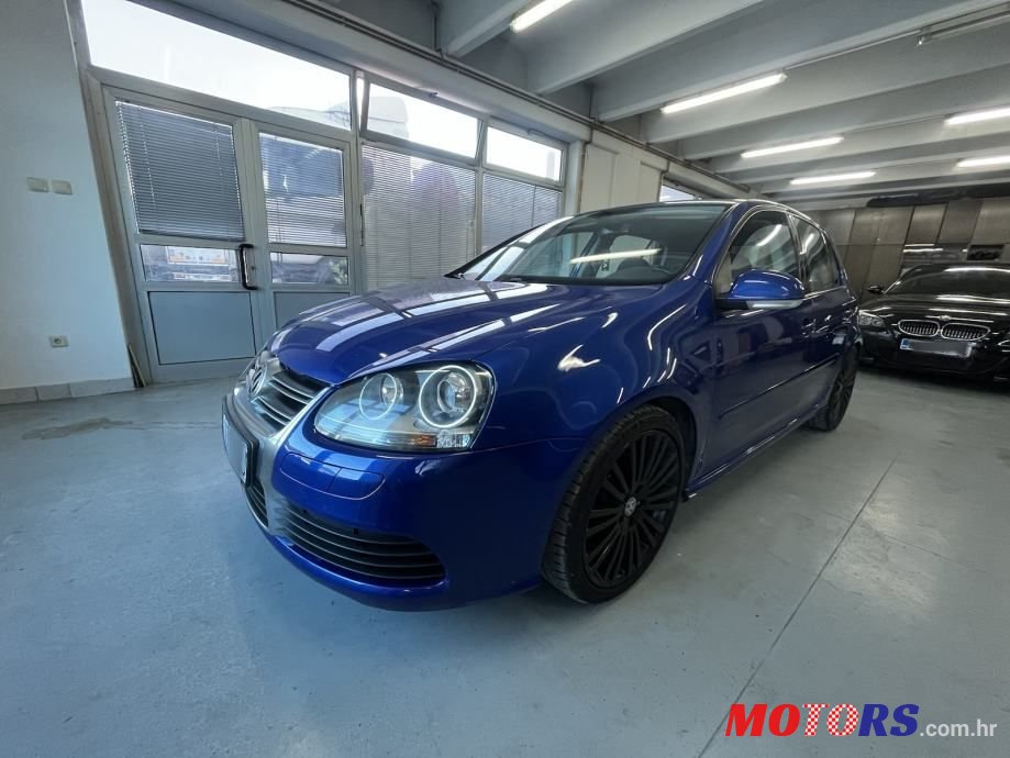 2007' Volkswagen Golf V R32 photo #3