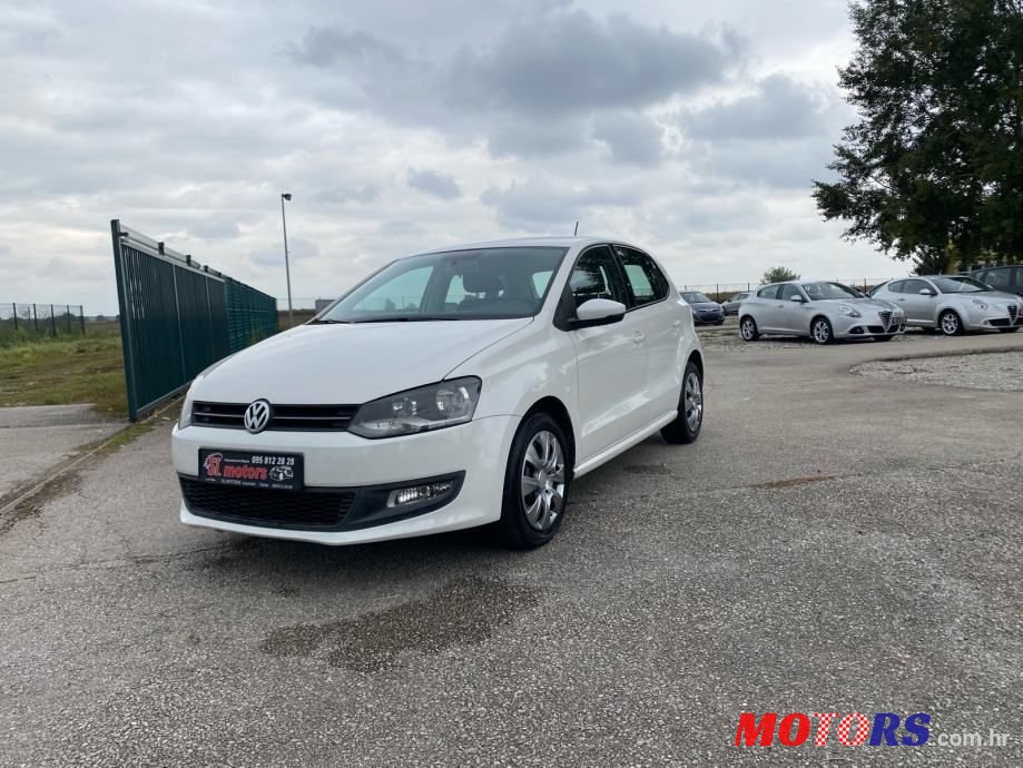2010' Volkswagen Polo 1,6 Tdi photo #1