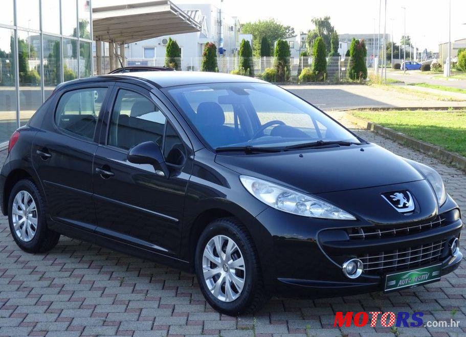 2007' Peugeot 207 1,6 Hdi photo #1