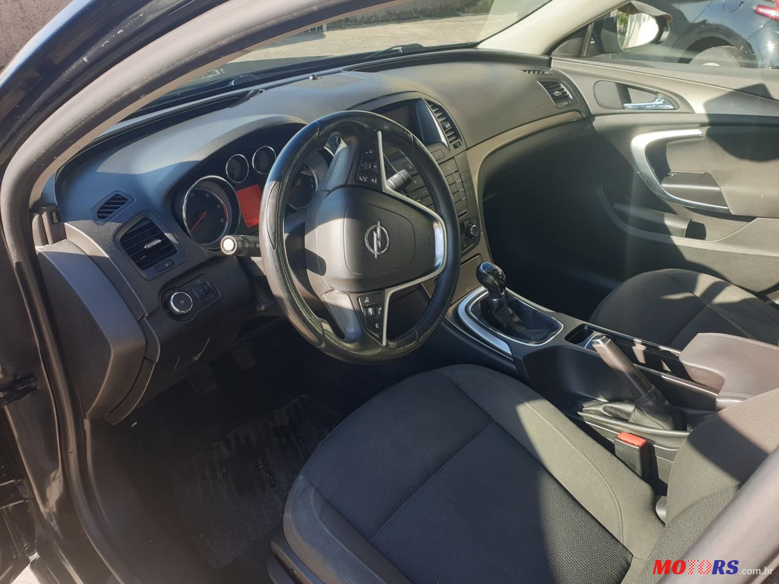 2010' Opel Insignia 2,0 Cdti photo #6