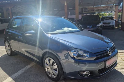 2011' Volkswagen Golf VI 1,6 Tdi