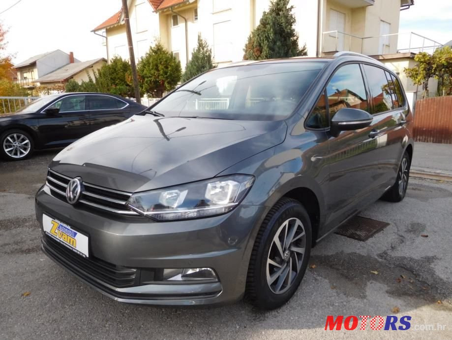 2017' Volkswagen Touran 2,0 Tdi photo #3