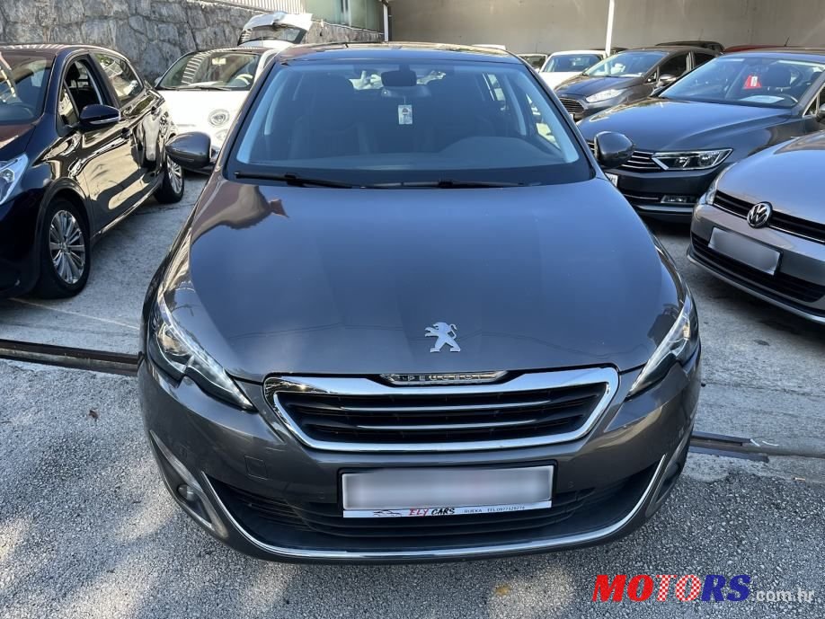 2016' Peugeot 308 photo #6