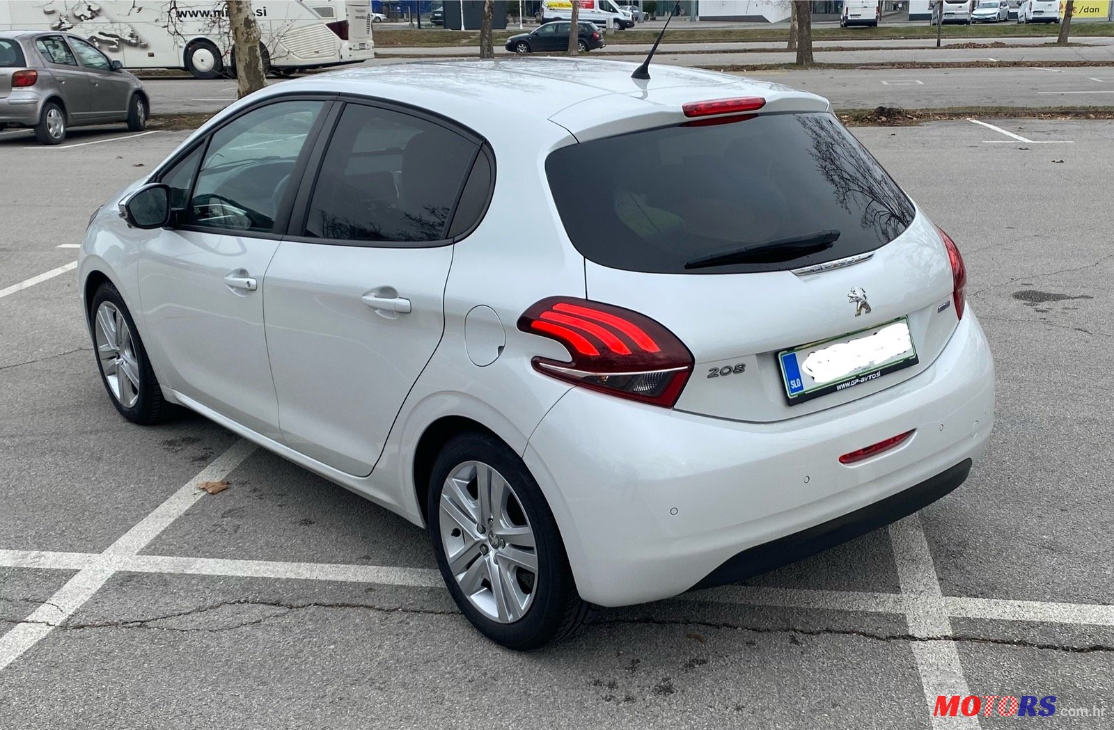 2017' Peugeot 208 1.2 Style photo #7