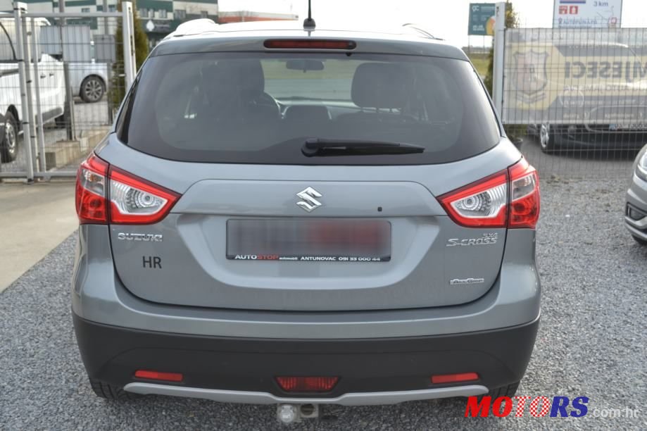 2016' Suzuki SX4 S-Cross 1,6 photo #5