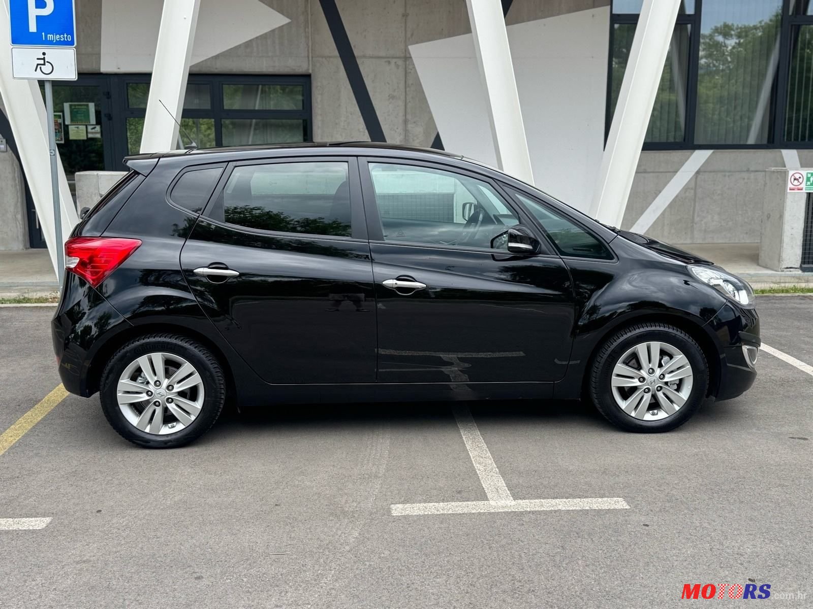2013' Hyundai ix20 1,6 Crdi photo #6