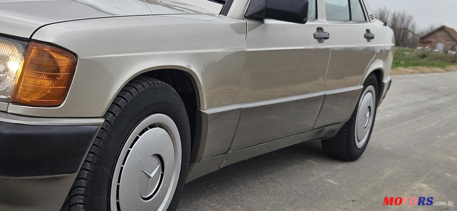 1989' Mercedes-Benz 190 D photo #5