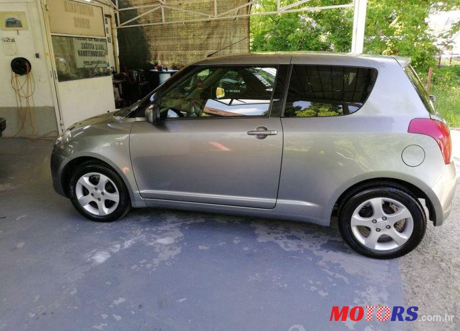2006' Suzuki Swift 1.3 Ddis photo #1