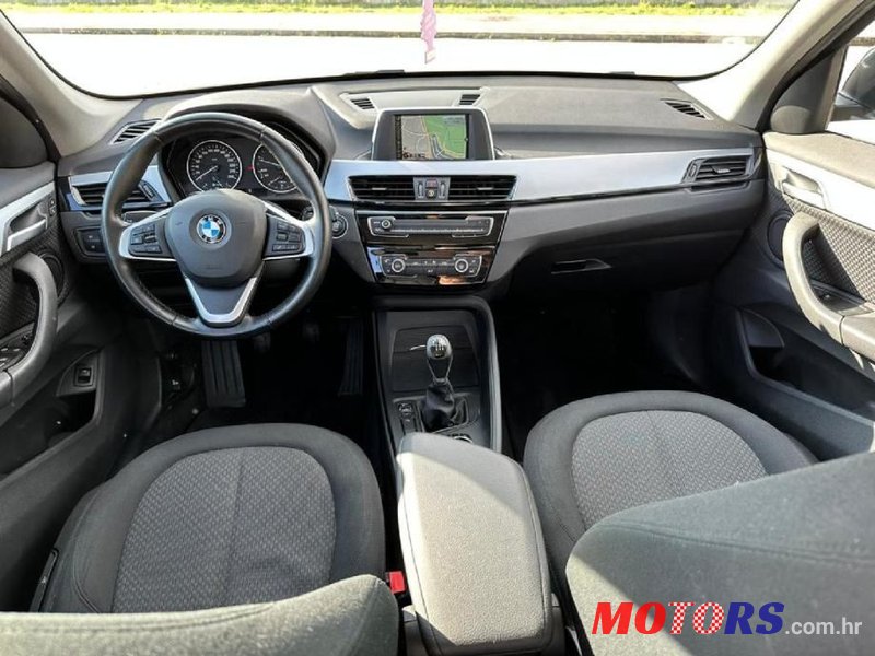 2017' BMW X1 Sdrive18D photo #2