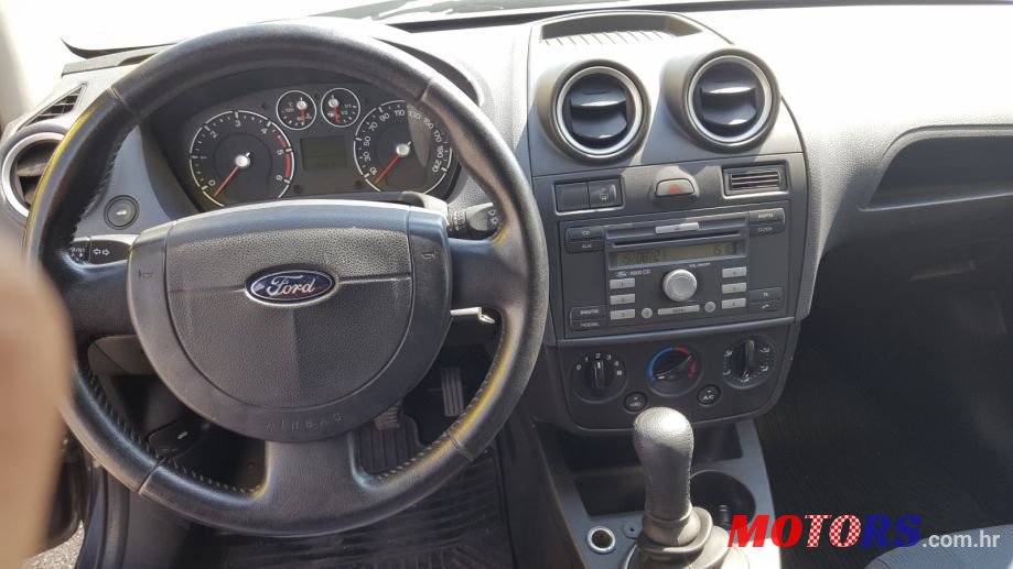 2007' Ford Fiesta 1,6 photo #5