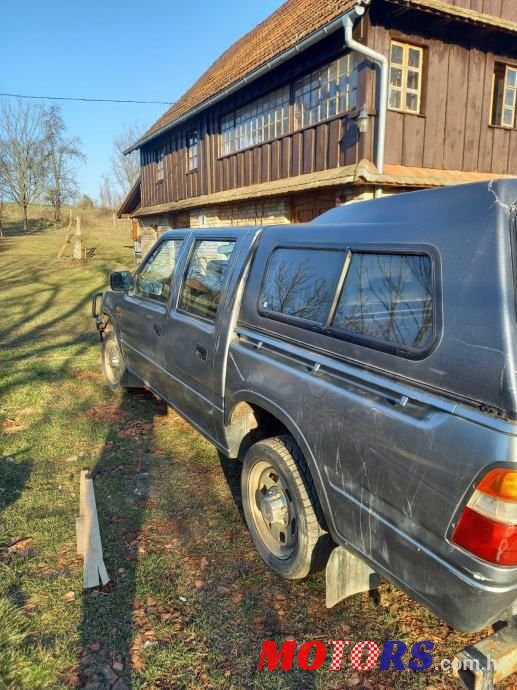 1999' Opel Campo 3,1 Tdi photo #3