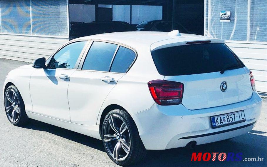 2013' BMW Serija 1 116D photo #2