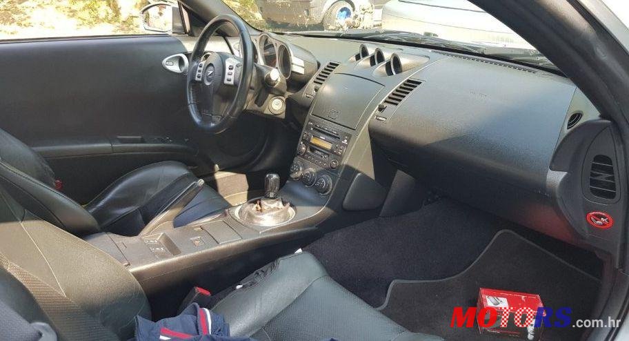 2004' Nissan 350Z 350 photo #2
