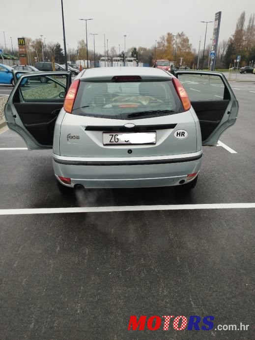 2003' Ford Focus photo #3