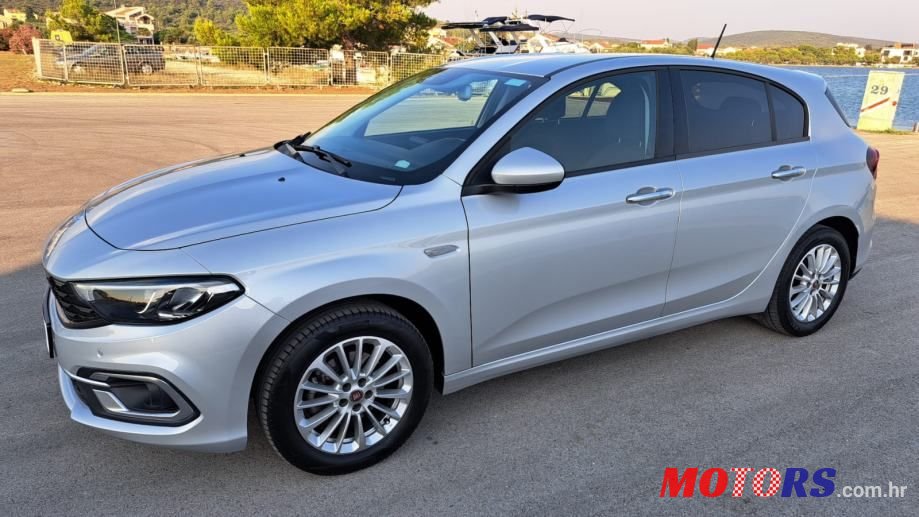 2021' Fiat Tipo 1,0 T3 photo #3