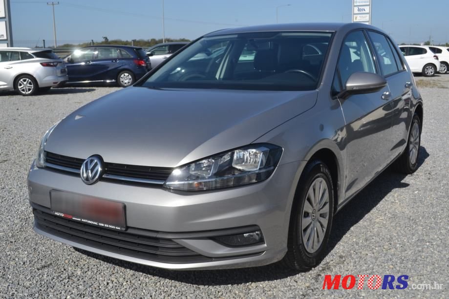 2017' Volkswagen Golf 7 1,6 Tdi photo #1