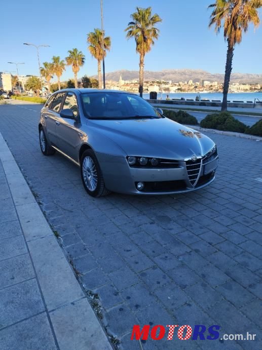 2007' Alfa Romeo 159 2,4 Jtdm photo #2