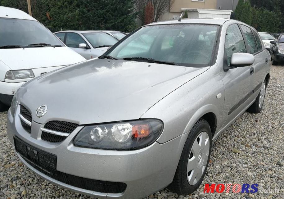 2005' Nissan Almera 1,5 16V Abs photo #1
