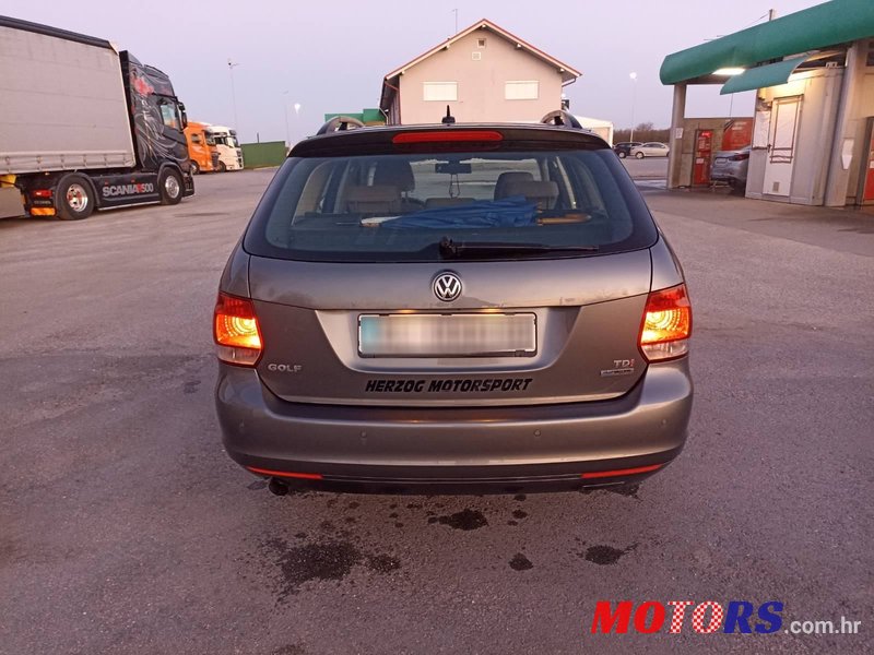 2011' Volkswagen Golf VI Variant photo #3