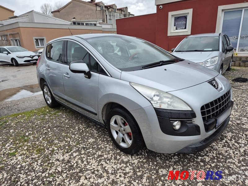 2013' Peugeot 3008 1,6 Hdi photo #2