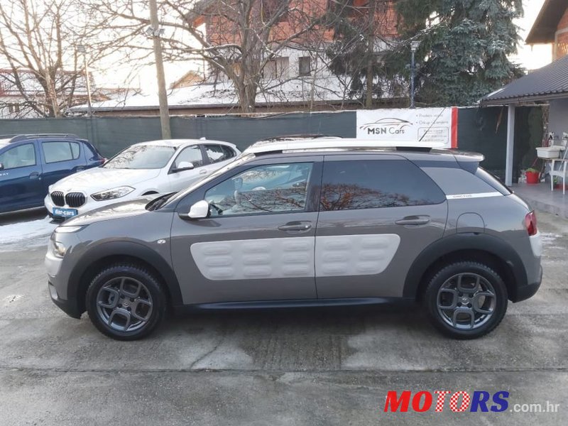 2015' Citroen C4 Cactus 1,2 Vti photo #3