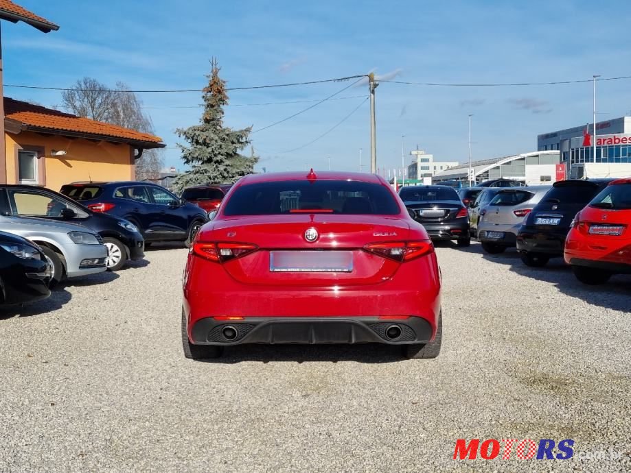 2017' Alfa Romeo Giulia 2,2 Jtd photo #4