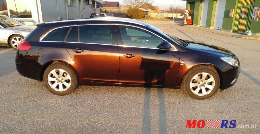 2012' Opel Insignia Karavan photo #1