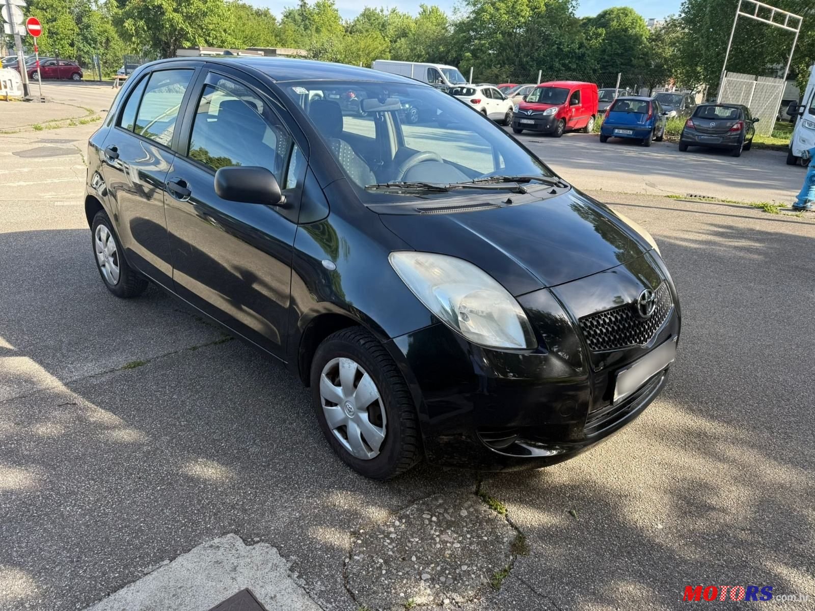 2008' Toyota Yaris 1,0 Vvt-I photo #3
