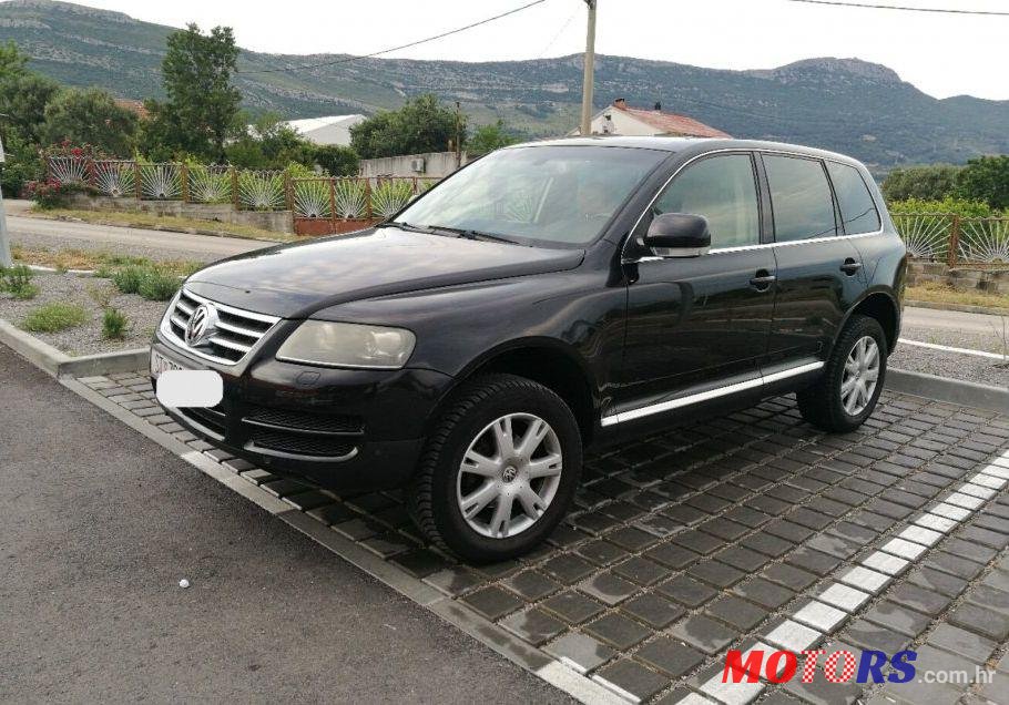 2006' Volkswagen Touareg photo #2