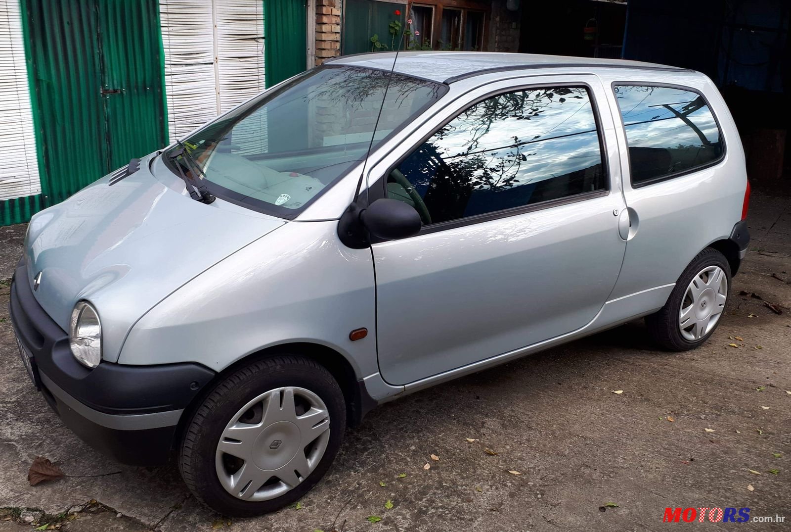 2001' Renault Twingo photo #3