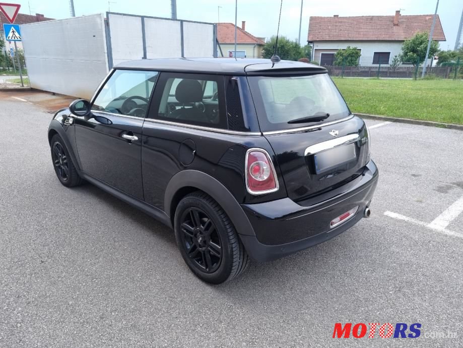 2013' MINI One 1.6 D photo #2