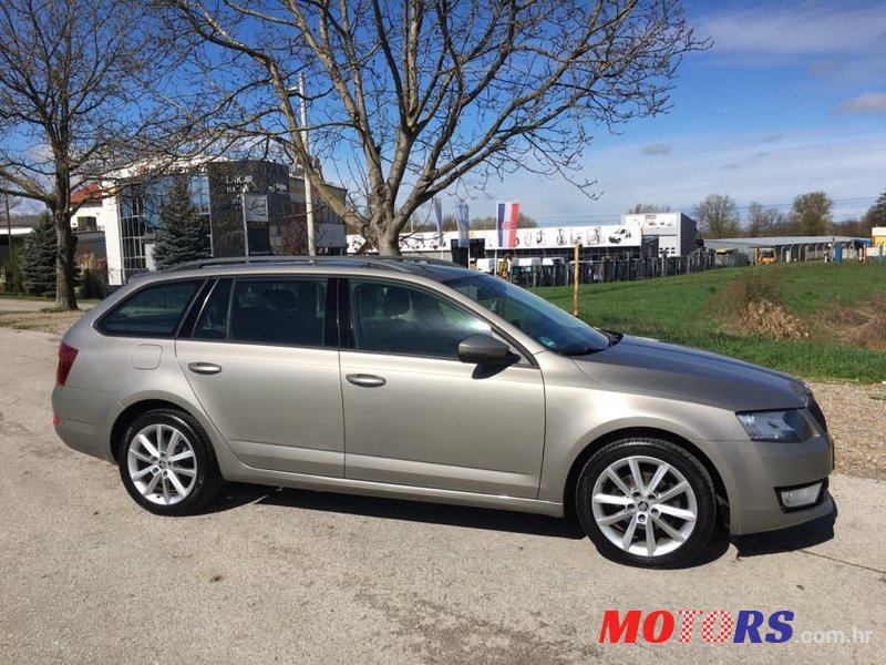 2014' Skoda Octavia Combi photo #5