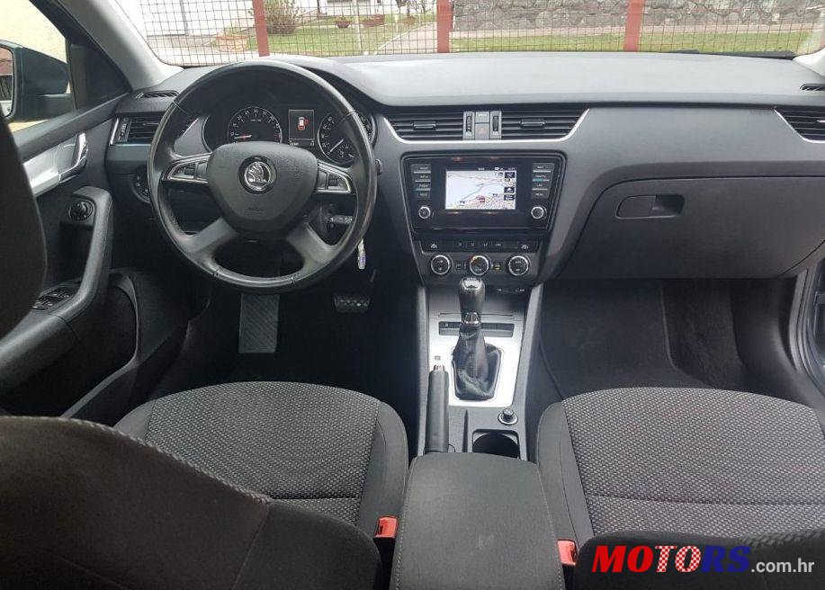 2014' Skoda Octavia Combi 1,6 Tdi photo #1