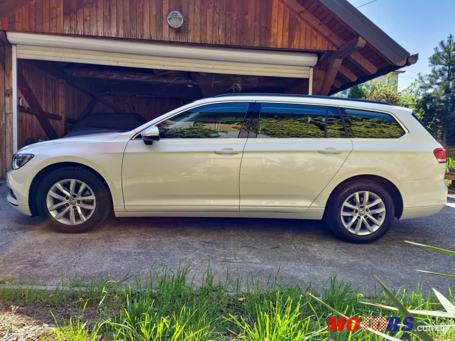 2016' Volkswagen Passat photo #4