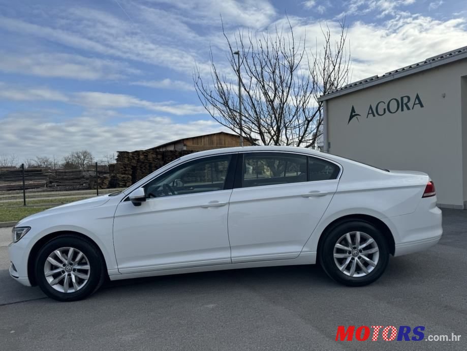 2016' Volkswagen Passat 2,0 Tdi Bmt Dsg photo #3