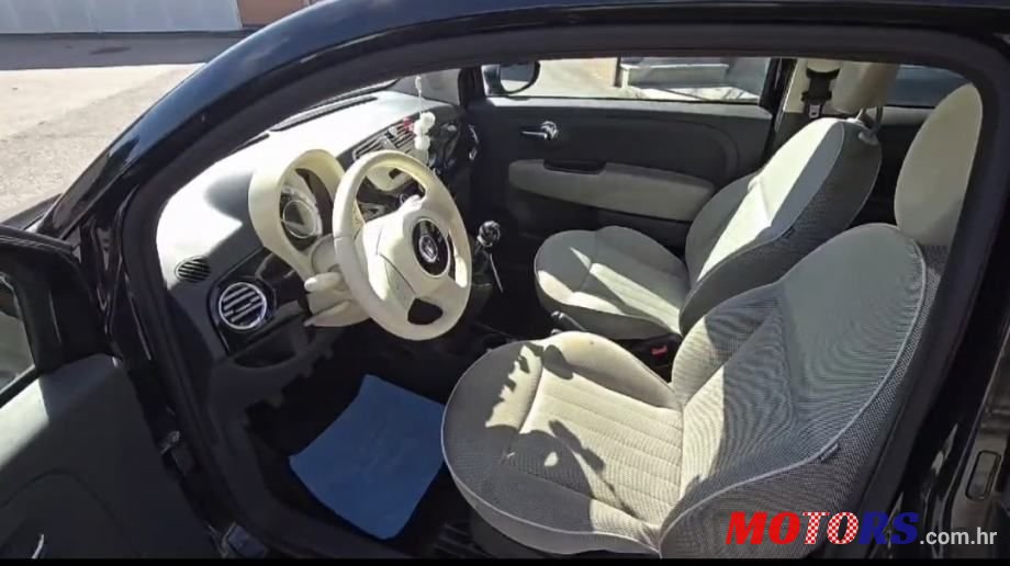 2009' Fiat 500 photo #5