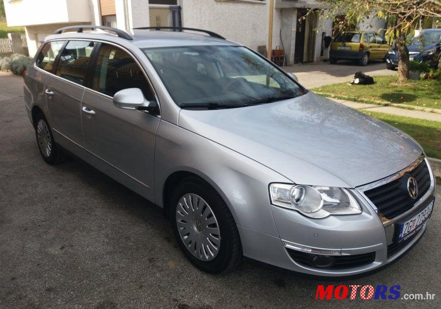2010' Volkswagen Passat Variant 2,0 Tdi photo #1