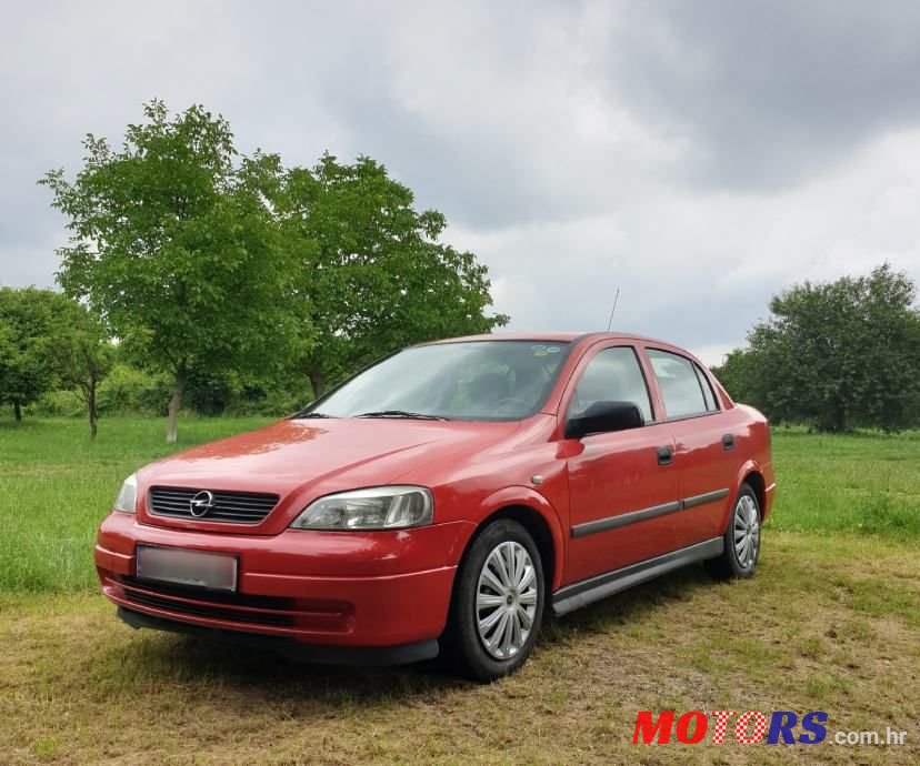 1996' Opel Corsa 1,2 I photo #1